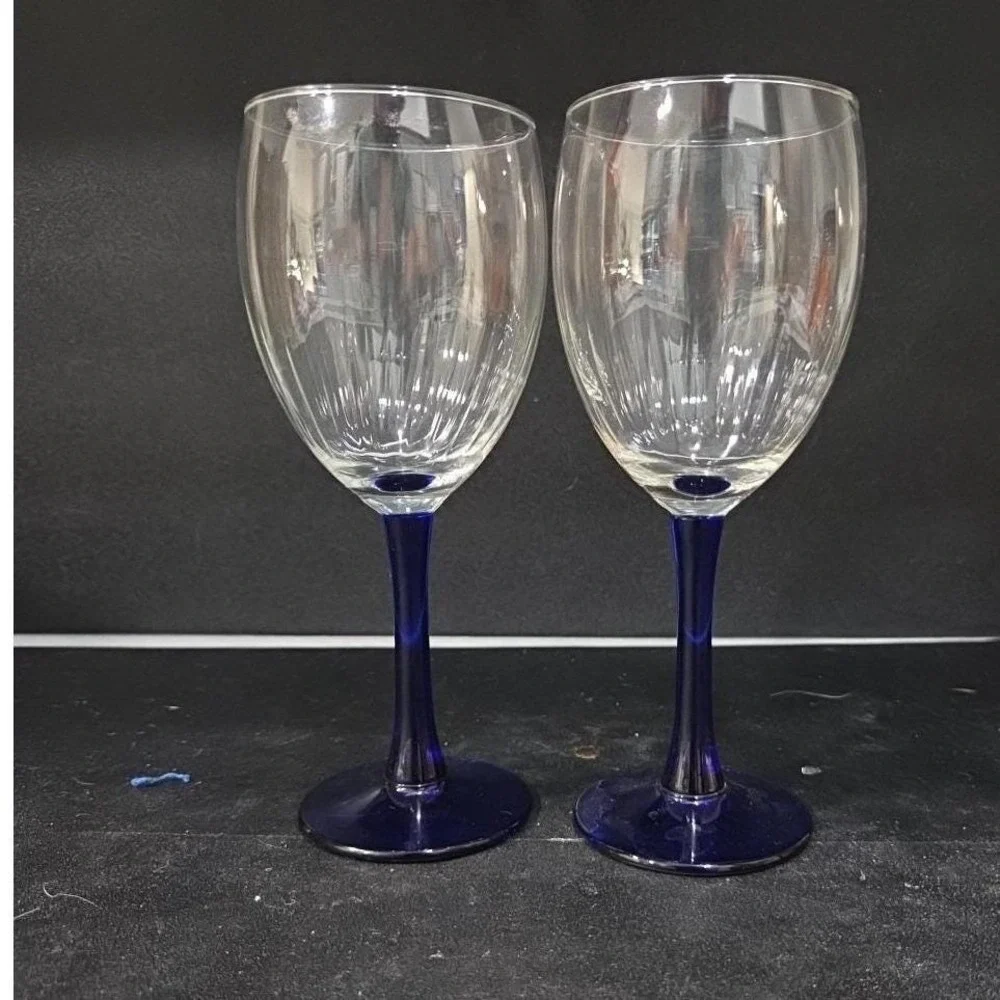 Luminarc Neptune Cobalt Wine Glasses,‎ Set of 2, Vintage Replacement Stemware
